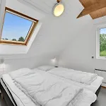 Three-bedroom In 펜션 *