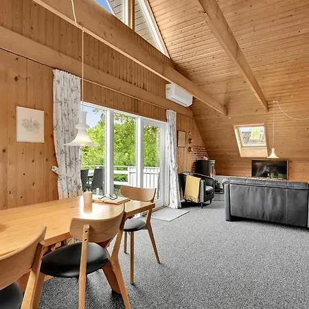 Casa de Férias Three-bedroom In Hemmet