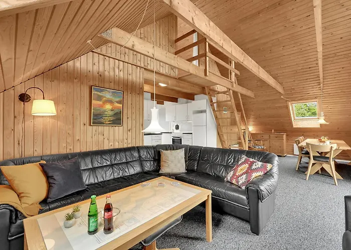 Casa de Férias Three-bedroom In Hemmet