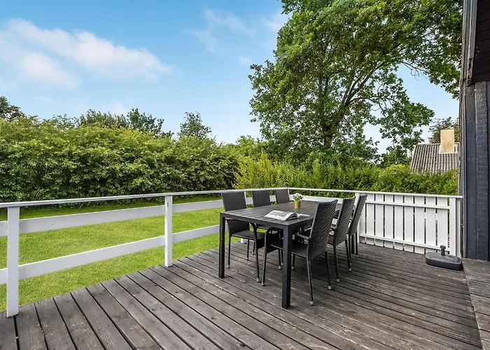 Three-bedroom In * Hemmet